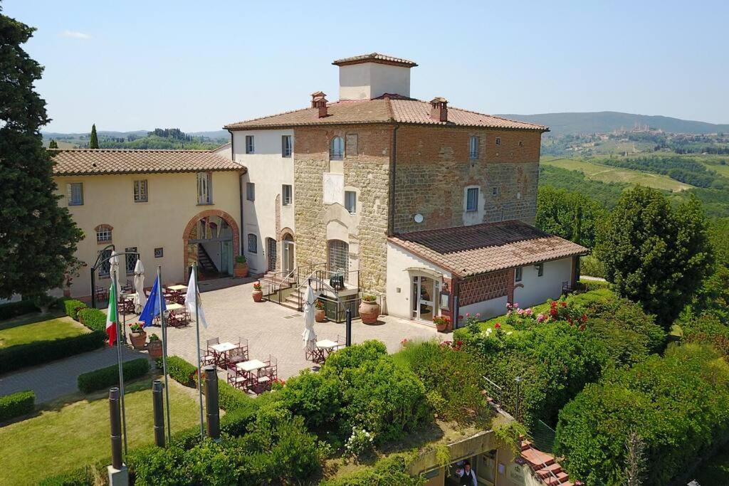 Castello Di Fulignano Ottone Superior Apartment Сан Джиминяно Екстериор снимка
