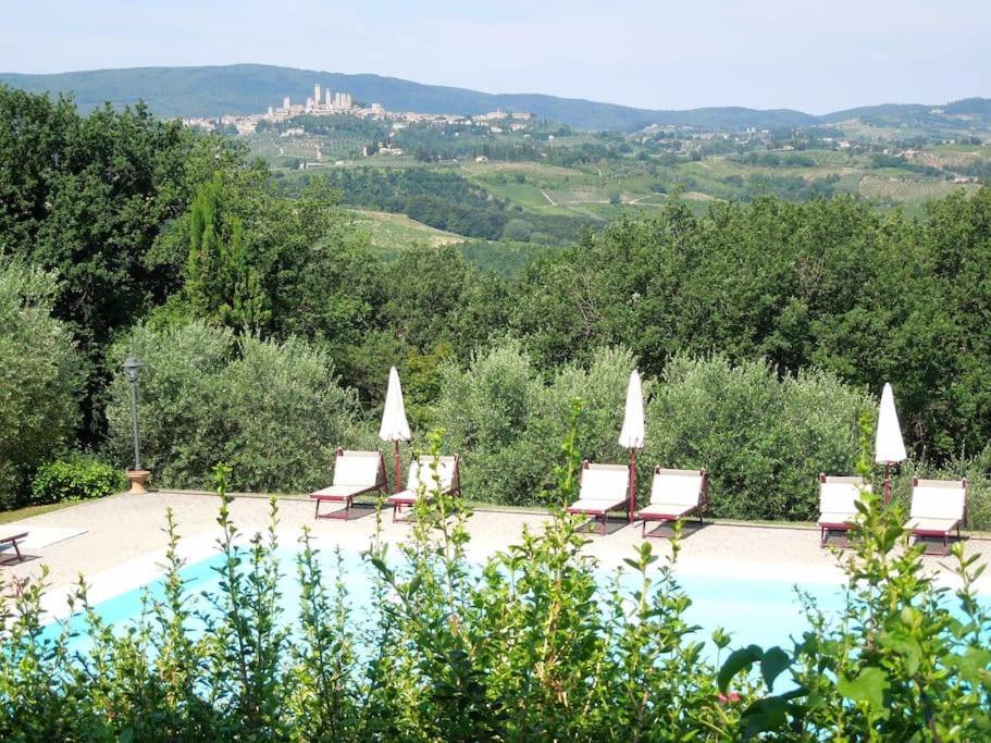 Castello Di Fulignano Ottone Superior Apartment Сан Джиминяно Екстериор снимка