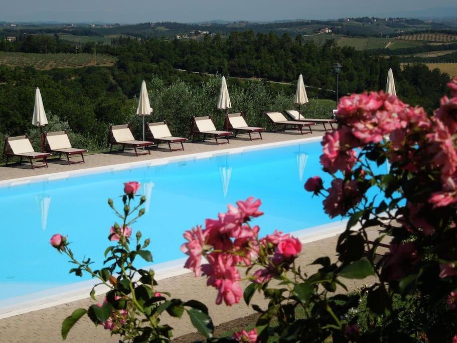 Castello Di Fulignano Ottone Superior Apartment Сан Джиминяно Екстериор снимка